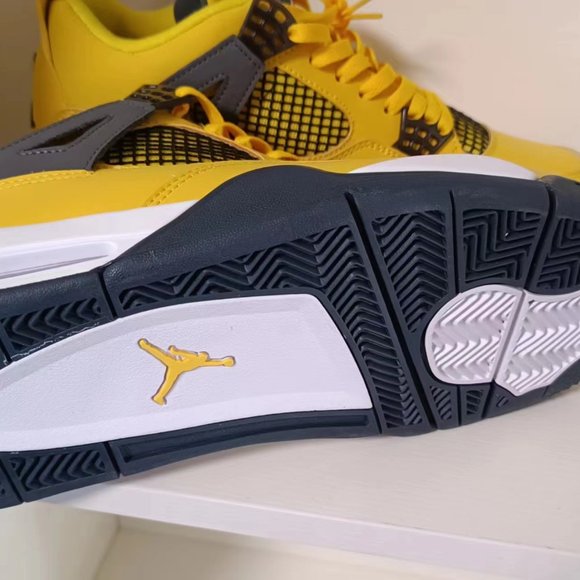 air jordan 4 retro  US11 Yellow, brand new, no box main image 6